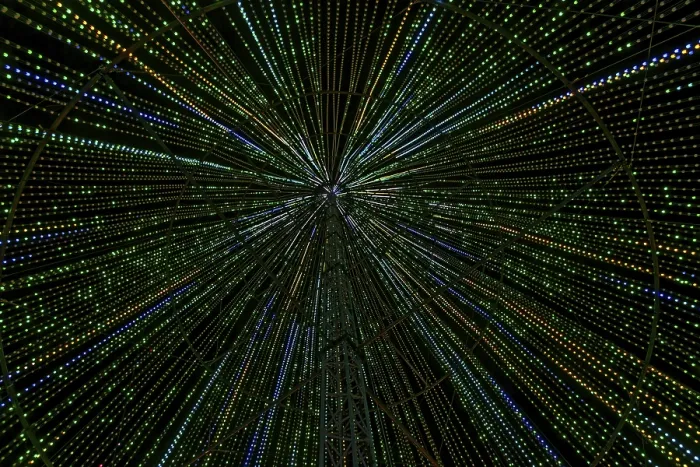 Gerahmter Druck : Innerhalb des Illumi Baumes, Lichtshow. Gerahmter Druck : Innerhalb des Illumi Baumes, Lichtshow.