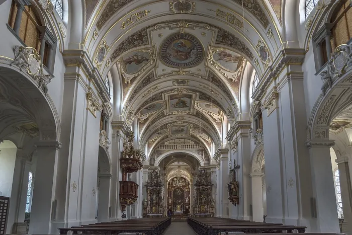 Gerahmter Druck : Innenraum der Basilika von St. Gerahmter Druck : Innenraum der Basilika von St.