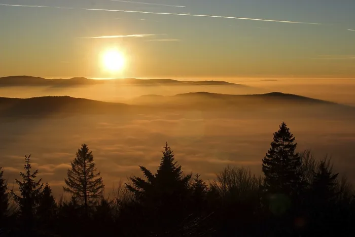 Gerahmter Druck : Inversionswetter mit Sonnenuntergang, Inversionswetter mit Sonnenuntergang. Gerahmter Druck : Inversionswetter mit Sonnenuntergang, Inversionswetter mit Sonnenuntergang.