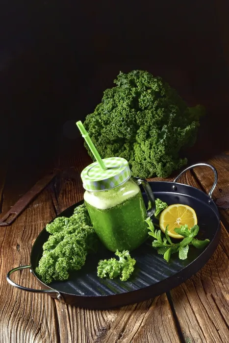 Gerahmter Druck : Kale-Smoothie Gerahmter Druck : Kale-Smoothie