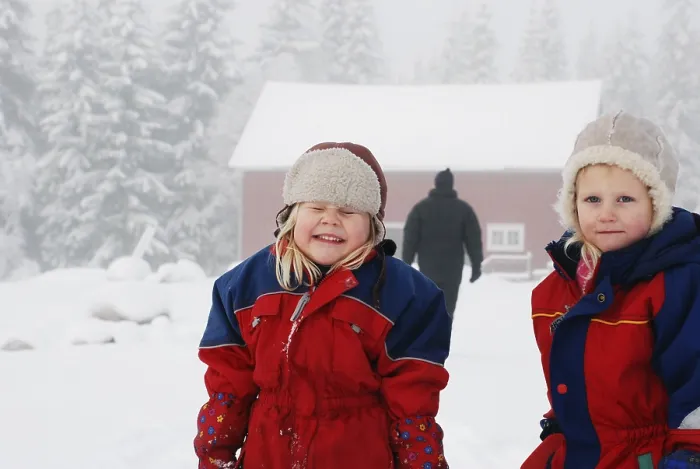 Gerahmter Druck : Zwei Kinder in Trysil