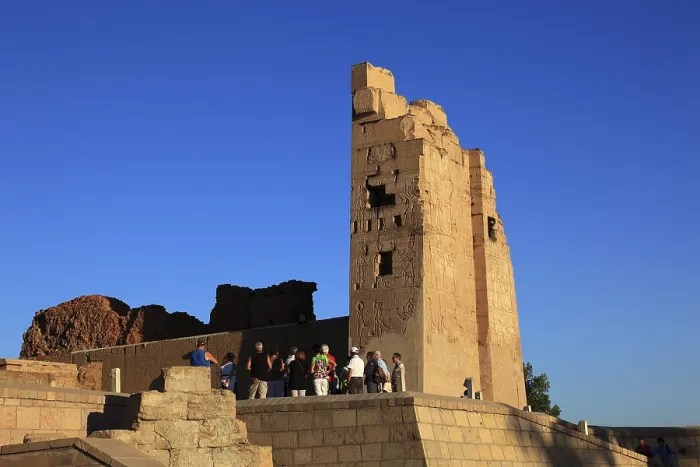 Gerahmter Druck : Tempel von Kom Ombo, Teil des Tempelkomplexes am Nil. Gerahmter Druck : Tempel von Kom Ombo, Teil des Tempelkomplexes am Nil.