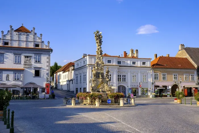 Gerahmter Druck : Kornplatz mit Trinitätssäule. Gerahmter Druck : Kornplatz mit Trinitätssäule.