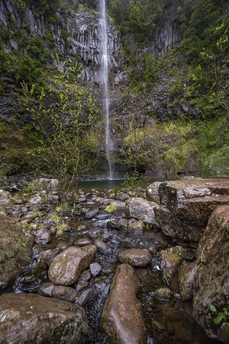Gerahmter Druck : Lagoa do Vento mit Wasserfall von Ober Risco Gerahmter Druck : Lagoa do Vento mit Wasserfall von Ober Risco