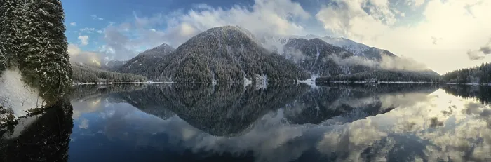 Gerahmter Druck : See Süßwassersee Antholz Gerahmter Druck : See Süßwassersee Antholz