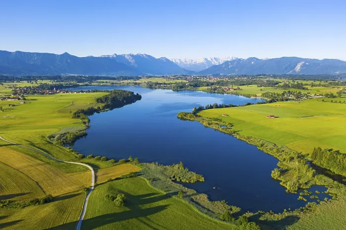 Gerahmter Druck : Seeeralpsee Riegsee Gerahmter Druck : Seeeralpsee Riegsee