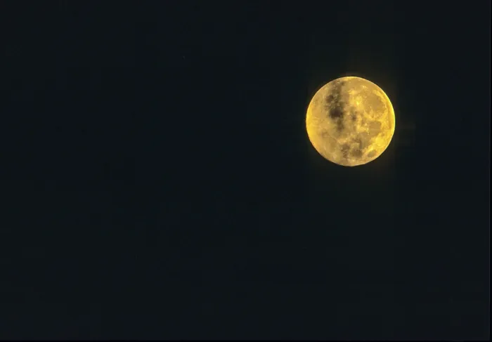 Gerahmter Druck : Landschaft, Mond, Mond, Vollmond. Gerahmter Druck : Landschaft, Mond, Mond, Vollmond.