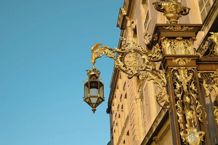 Gerahmter Druck : Laterne aus dem Platz Stanislas in Nancy. Gerahmter Druck : Laterne aus dem Platz Stanislas in Nancy.