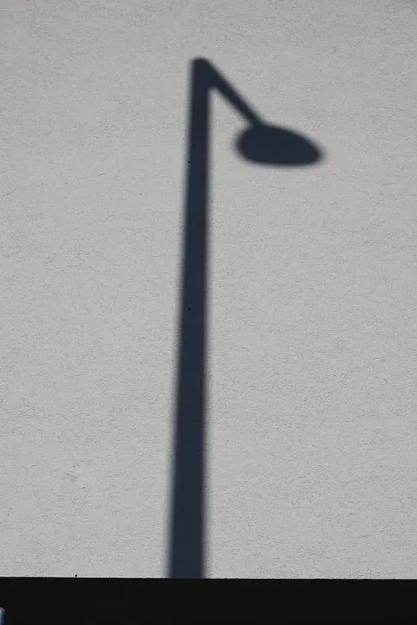 Gerahmter Druck : Laternen, Schatten, Herbst, Deutschland Gerahmter Druck : Laternen, Schatten, Herbst, Deutschland