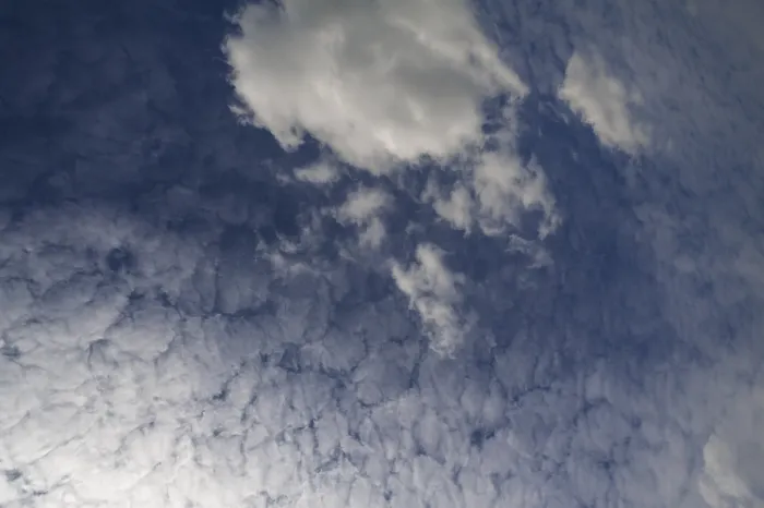 Gerahmter Druck : Altocumulus-Wolken Gerahmter Druck : Altocumulus-Wolken