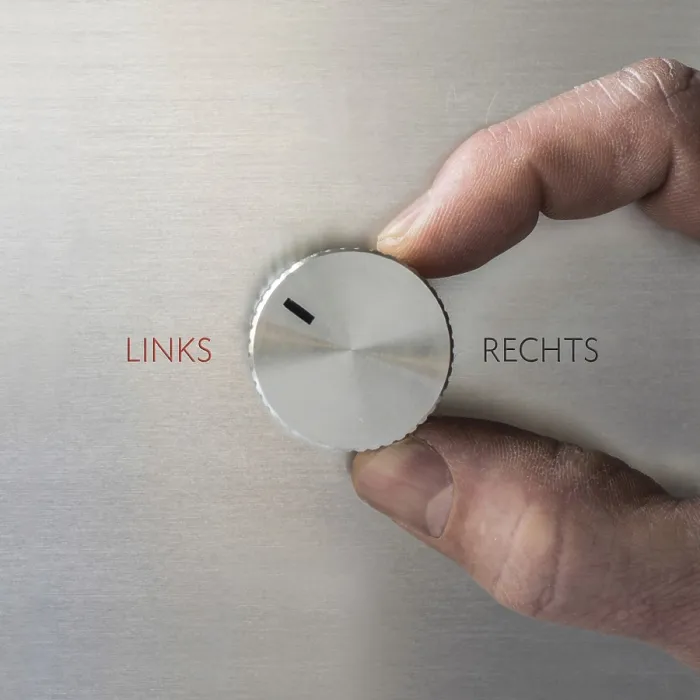 Gerahmter Druck : Links oder rechts, Controller. Gerahmter Druck : Links oder rechts, Controller.