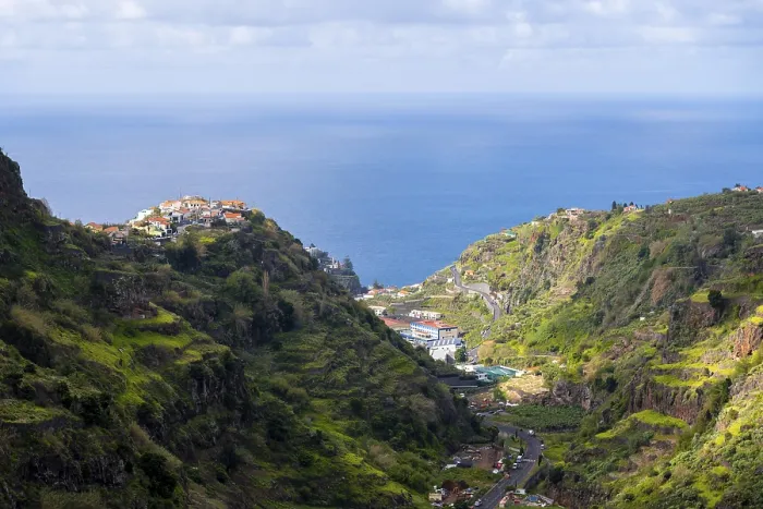 Gerahmter Druck : Levada do Moinho, Aussicht auf Ponta do Sol. Gerahmter Druck : Levada do Moinho, Aussicht auf Ponta do Sol.