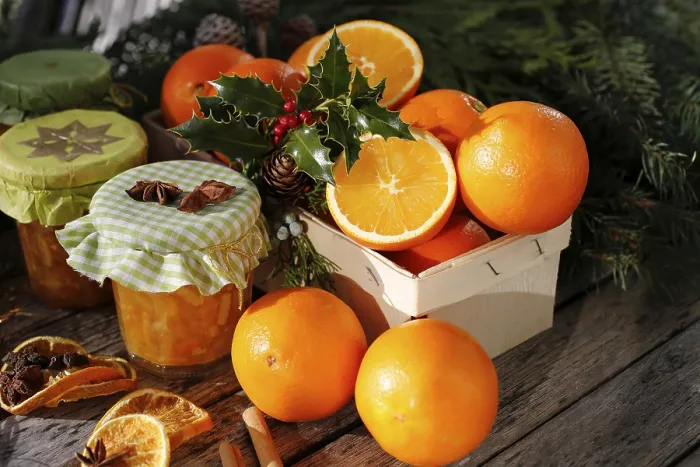Gerahmter Druck : Stillleben mit Orangen, Orangengelee. Gerahmter Druck : Stillleben mit Orangen, Orangengelee.