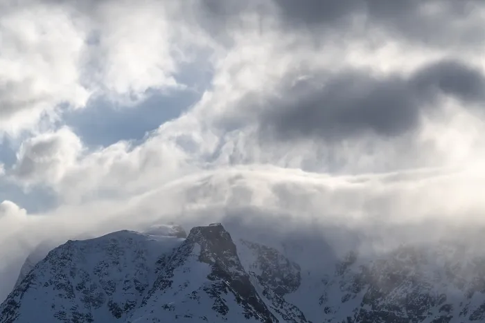 Gerahmter Druck : Lichter Atmosphäre in den Bergen. Gerahmter Druck : Lichter Atmosphäre in den Bergen.