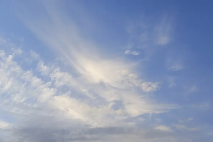 Gerahmter Druck : Himmelsleuchtende Wolken Gerahmter Druck : Himmelsleuchtende Wolken