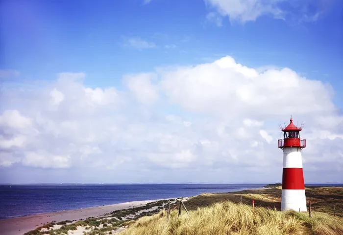 Gerahmter Druck : Leuchtturm und Dünen an der Ellenbogen. Gerahmter Druck : Leuchtturm und Dünen an der Ellenbogen.