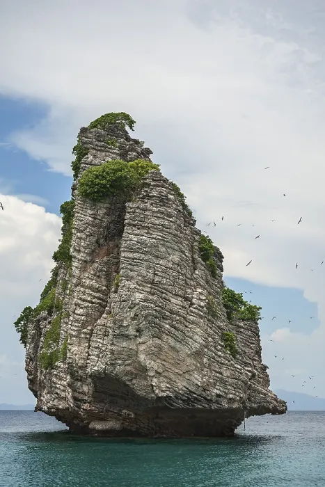 Gerahmter Druck : Kalksteinfelseninsel bei Ko Phi Phi Gerahmter Druck : Kalksteinfelseninsel bei Ko Phi Phi