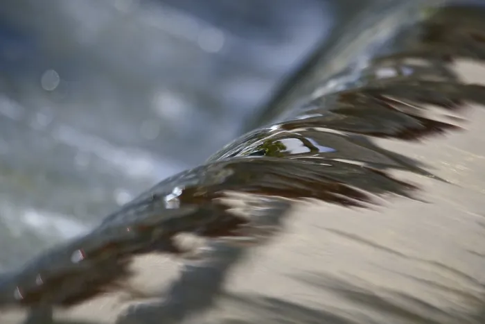 Gerahmter Druck : Kleiner Wasserfall Gerahmter Druck : Kleiner Wasserfall
