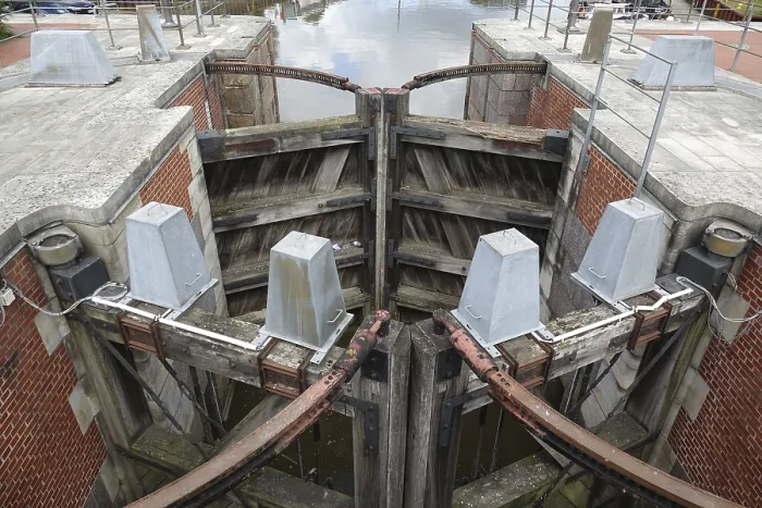 Gerahmter Druck : Blick auf den Hafen von Stade. Gerahmter Druck : Blick auf den Hafen von Stade.