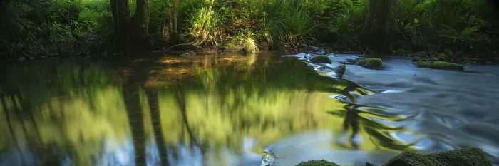 Gerahmter Druck : Langzeitbelichtung der Eyach. Gerahmter Druck : Langzeitbelichtung der Eyach.