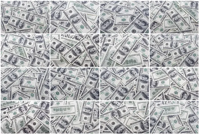 Gerahmter Druck : Viele Dollar-Scheine in chaotischer Weise angeordnet. Gerahmter Druck : Viele Dollar-Scheine in chaotischer Weise angeordnet.