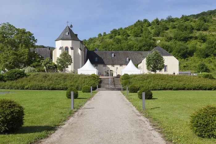 Gerahmter Druck : Kloster Machern Gerahmter Druck : Kloster Machern