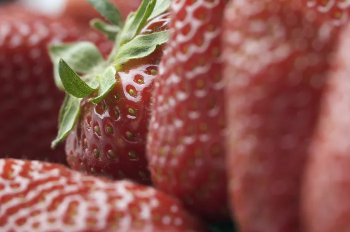Gerahmter Druck : Makro von frischem Erdbeere. Gerahmter Druck : Makro von frischem Erdbeere.
