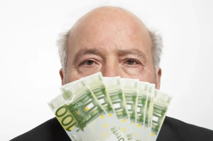 Gerahmter Druck : Mann mit Banknoten Gerahmter Druck : Mann mit Banknoten