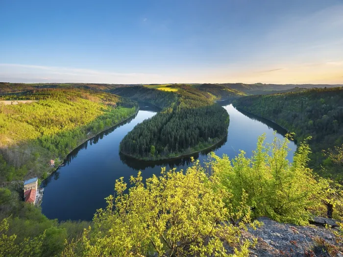 Gerahmter Druck : Ansicht der Saale-Schleife im Abendlicht. Gerahmter Druck : Ansicht der Saale-Schleife im Abendlicht.
