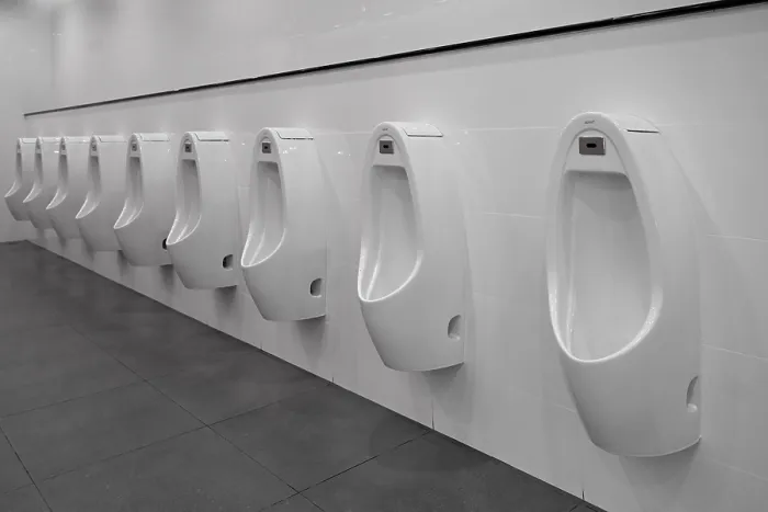 Gerahmter Druck : Männer-WC Gerahmter Druck : Männer-WC