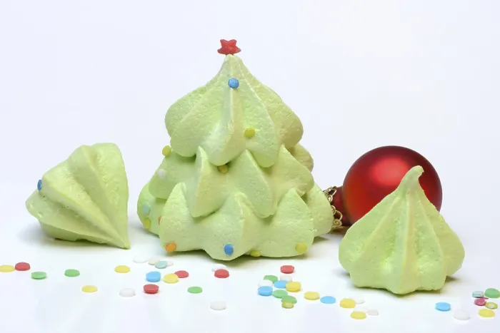Gerahmter Druck : Weihnachtstanne aus Meringue Gerahmter Druck : Weihnachtstanne aus Meringue