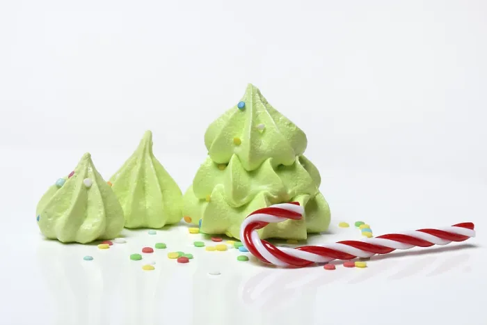 Gerahmter Druck : Weihnachtstanne aus Meringue Gerahmter Druck : Weihnachtstanne aus Meringue