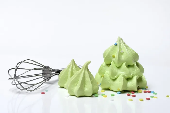 Gerahmter Druck : Weihnachtspyramide aus Meringue Gerahmter Druck : Weihnachtspyramide aus Meringue