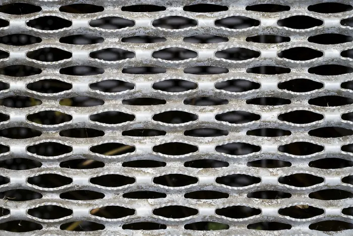 Gerahmter Druck : Metallgitter mit Muster, Vollformat. Gerahmter Druck : Metallgitter mit Muster, Vollformat.