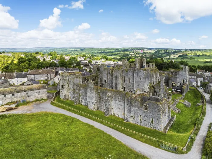 Gerahmter Druck : Middleham Castle aus der Vogelperspektive, Middleham. Gerahmter Druck : Middleham Castle aus der Vogelperspektive, Middleham.
