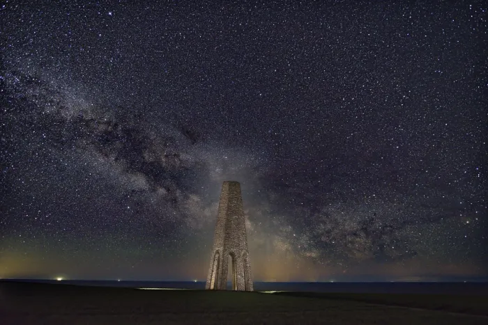 Gerahmter Druck : Milchstraße über The Daymark, Devon Gerahmter Druck : Milchstraße über The Daymark, Devon