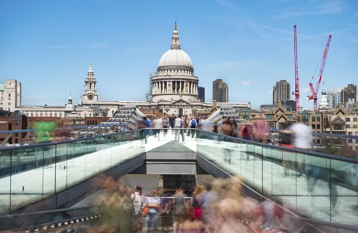 Gerahmter Druck : Millennium Bridge und St Paul's Cathedral Gerahmter Druck : Millennium Bridge und St Paul's Cathedral