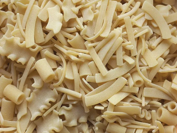 Gerahmter Druck : Gemischte Pasta in verschiedenen Formen Hintergrund. Gerahmter Druck : Gemischte Pasta in verschiedenen Formen Hintergrund.