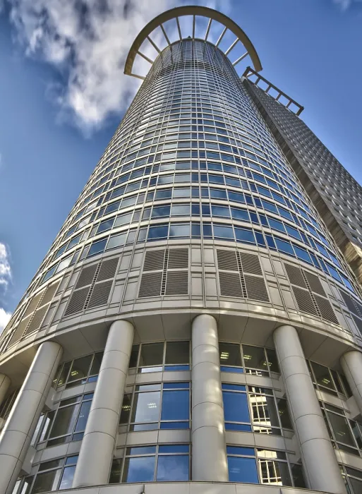 Gerahmter Druck : Moderne Bank-Skyline - HDR-Version Gerahmter Druck : Moderne Bank-Skyline - HDR-Version