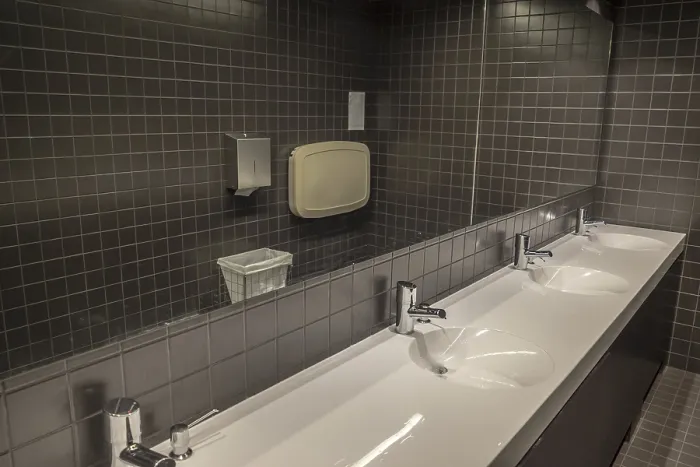 Gerahmter Druck : Modernes Badezimmer Gerahmter Druck : Modernes Badezimmer