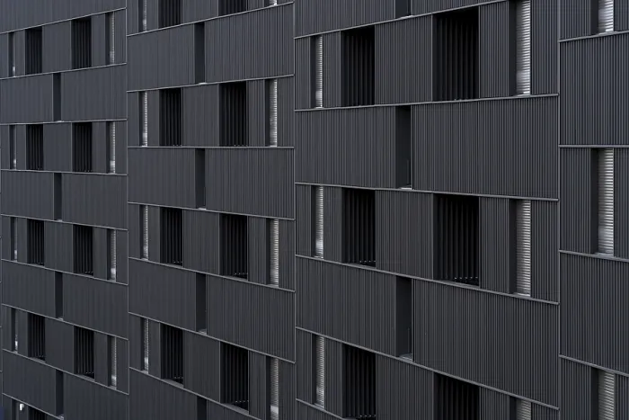 Gerahmter Druck : Moderne Gebäude mit einem auffälligen Merkmal. Gerahmter Druck : Moderne Gebäude mit einem auffälligen Merkmal.