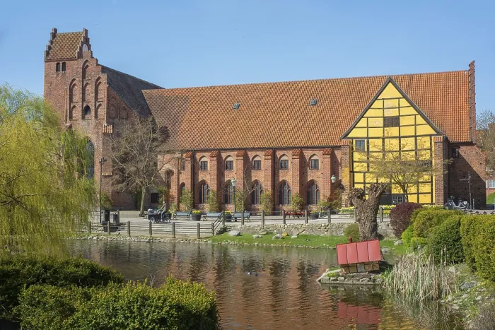Gerahmter Druck : Das Kloster in Ystad, erbaut 1267. Gerahmter Druck : Das Kloster in Ystad, erbaut 1267.