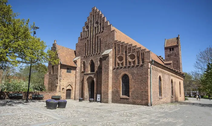 Gerahmter Druck : Das Kloster in Ystad, erbaut 1267. Gerahmter Druck : Das Kloster in Ystad, erbaut 1267.