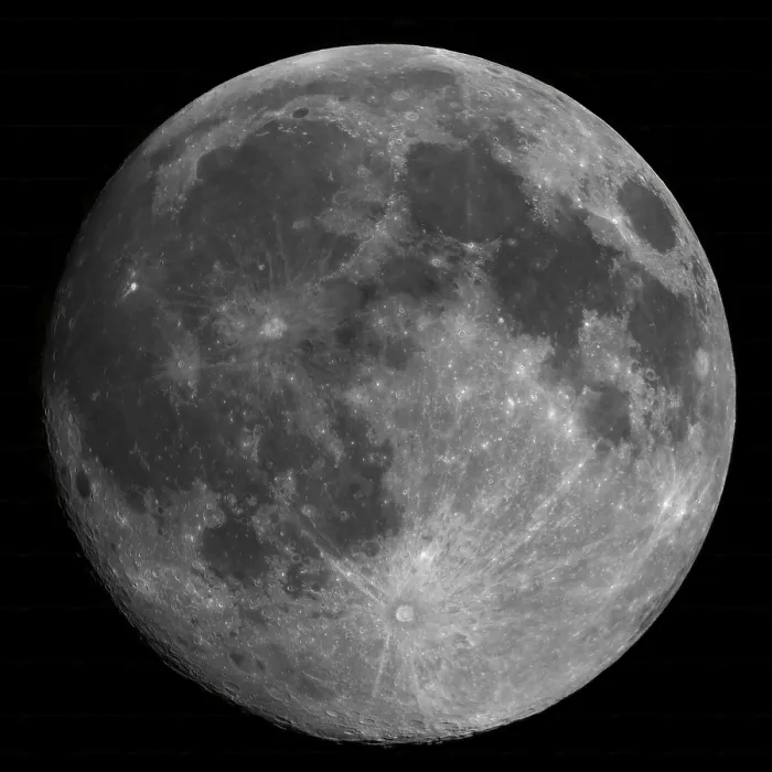 Gerahmter Druck : Vollmond durch ein Teleskop beobachtet Gerahmter Druck : Vollmond durch ein Teleskop beobachtet
