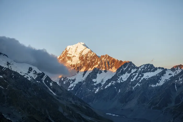 Gerahmter Druck : Mount Cook bei Sonnenuntergang, Aussicht auf Hooker Valley. Gerahmter Druck : Mount Cook bei Sonnenuntergang, Aussicht auf Hooker Valley.