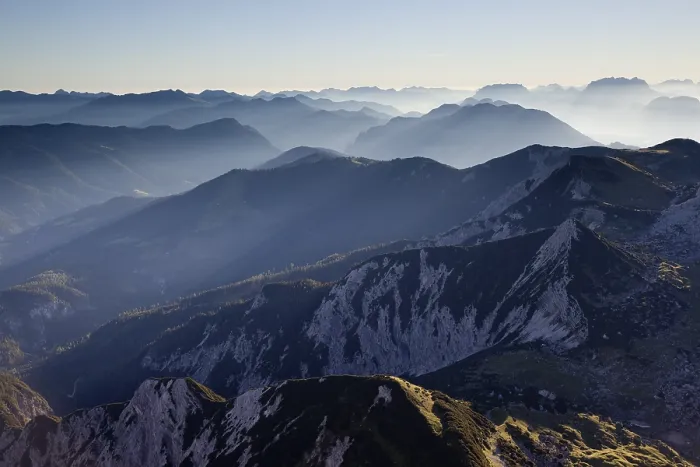 Gerahmter Druck : Berge mit Gegenlicht. Gerahmter Druck : Berge mit Gegenlicht.