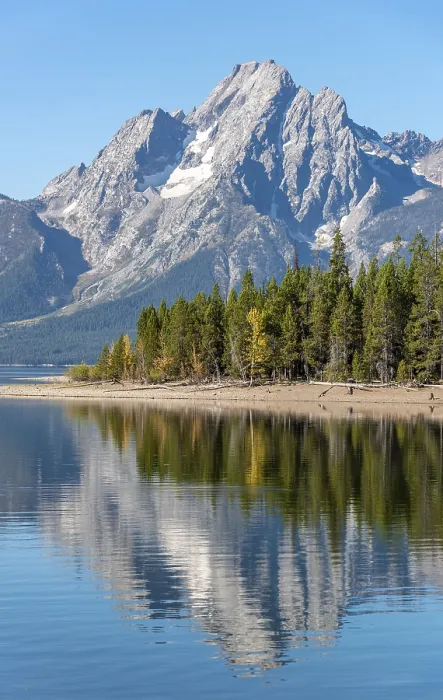 Gerahmter Druck : Berge im See, Gipfel des Mount Moran. Gerahmter Druck : Berge im See, Gipfel des Mount Moran.