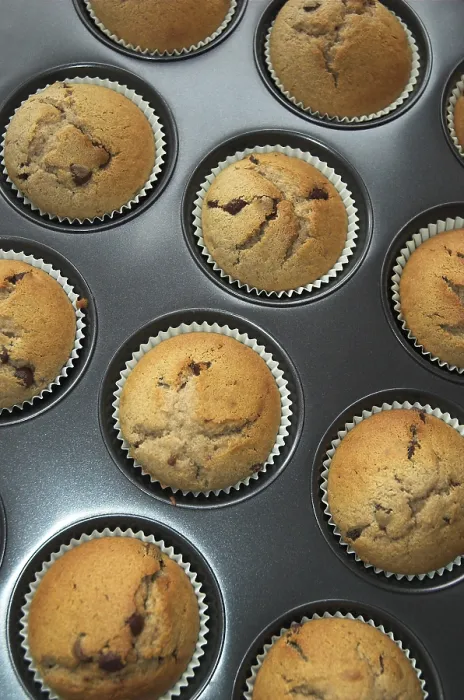 Gerahmter Druck : Muffins auf einem Tablett. Gerahmter Druck : Muffins auf einem Tablett.