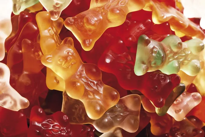Gerahmter Druck : Farbige Gummibärchen, Vollformat. Gerahmter Druck : Farbige Gummibärchen, Vollformat.