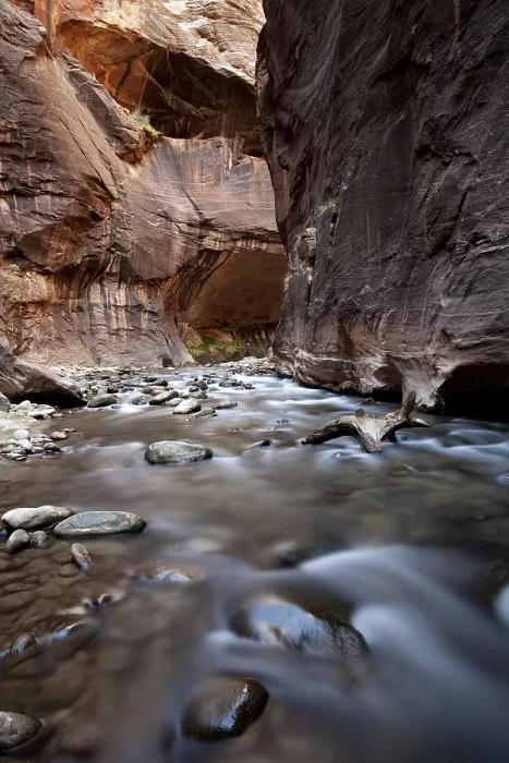 Gerahmter Druck : Die Enge, Engstelle des Virgin River. Gerahmter Druck : Die Enge, Engstelle des Virgin River.
